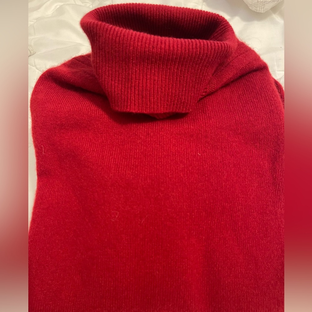 Magaschoni 100% Cashmere Red Knit - Small